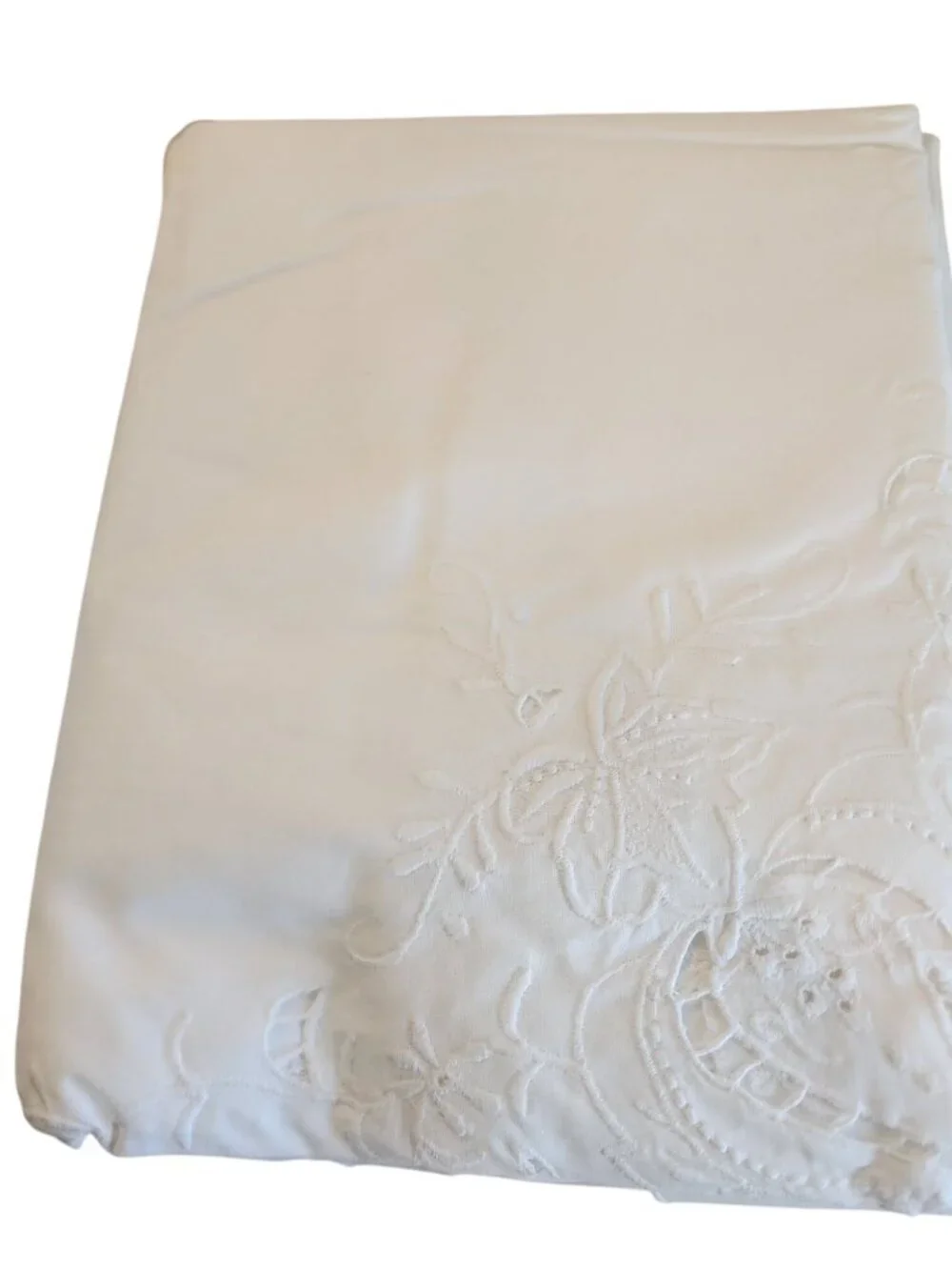 Martha Stewart Embroidered Vine Battenberg 100% Cotton  Curtains 80 x 84